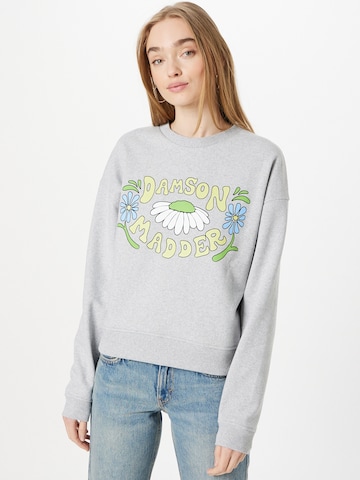 Damson Madder Sweatshirt i grå: forside