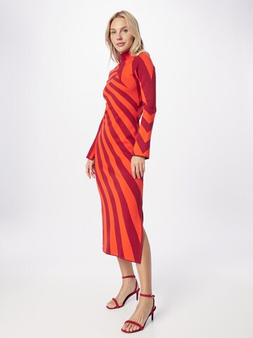 Warehouse Úpletové šaty – oranžová: přední strana