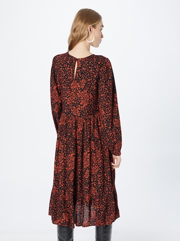 Robe 'PIL' VILA en rouge