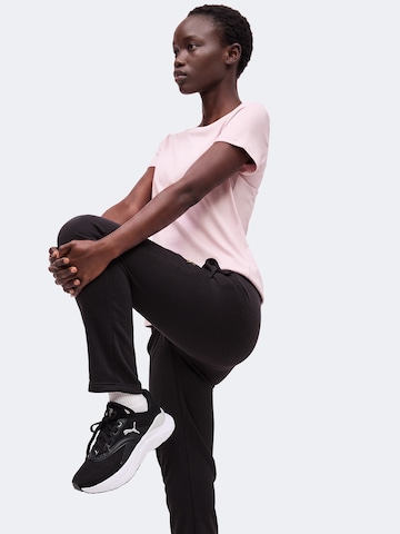 PUMA Λειτουργικό μπλουζάκι 'ESS Small No. 1' σε ροζ