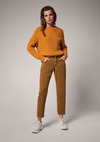 comma casual identity Sweater in Yellow: front