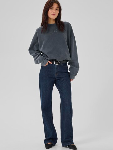 My Essential Wardrobe Sweatshirt 'Diego' i grå