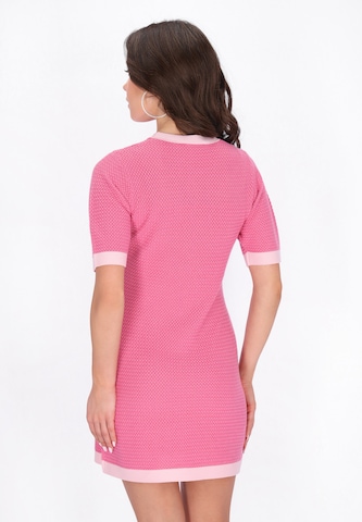 faina - Vestido em rosa