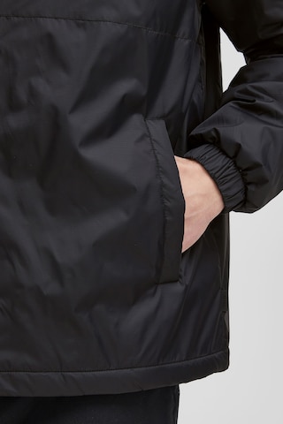 !Solid Performance Jacket 'garon' in Black