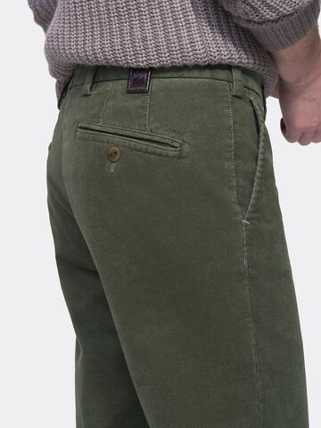 Regular Pantalon chino 'Lupus 2-7698' MMX Germany en vert