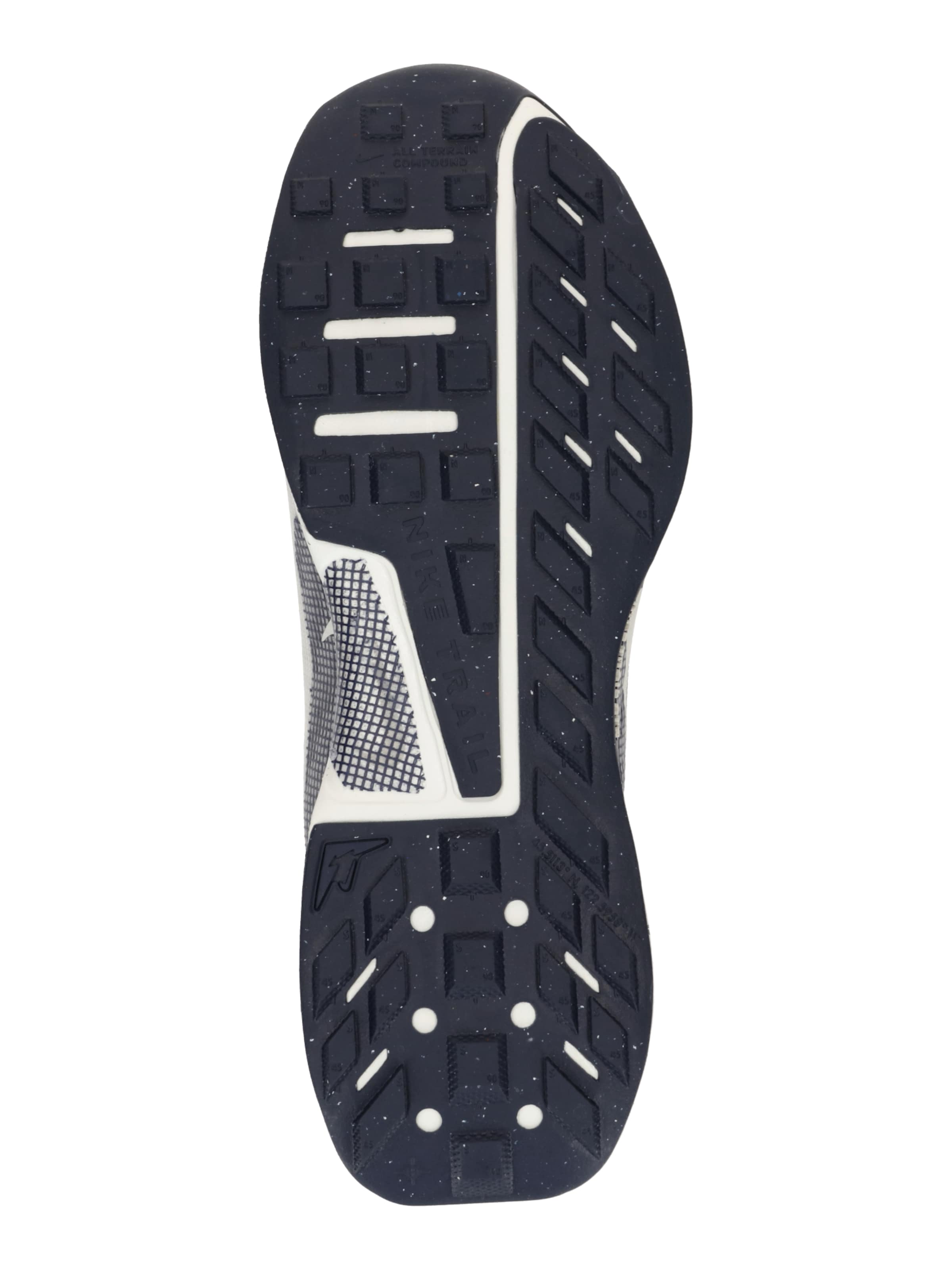 Chaussure de course 'Juniper 3' NIKE en blanc