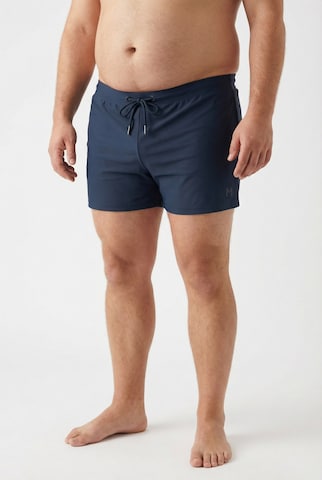 Men Plus Badeshorts in Blau: Vorderseite