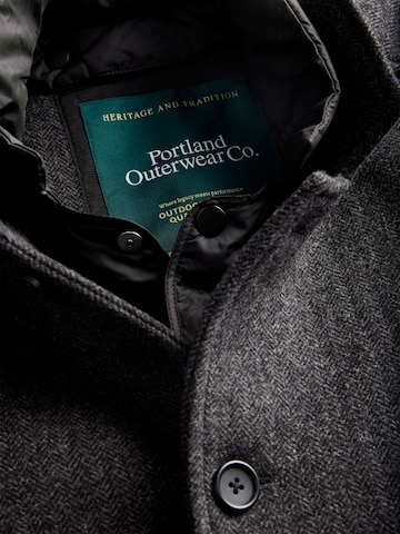 Portland Outerwear Company Between-seasons coat in Grey