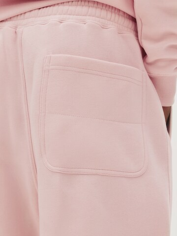 Pull&Bear Loose fit Trousers in Pink