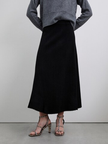 Scalpers Skirt in Black