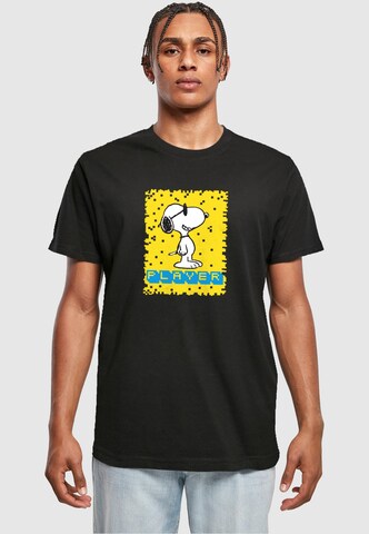 Merchcode T-Shirt 'Peanuts - Player' in Schwarz: predná strana
