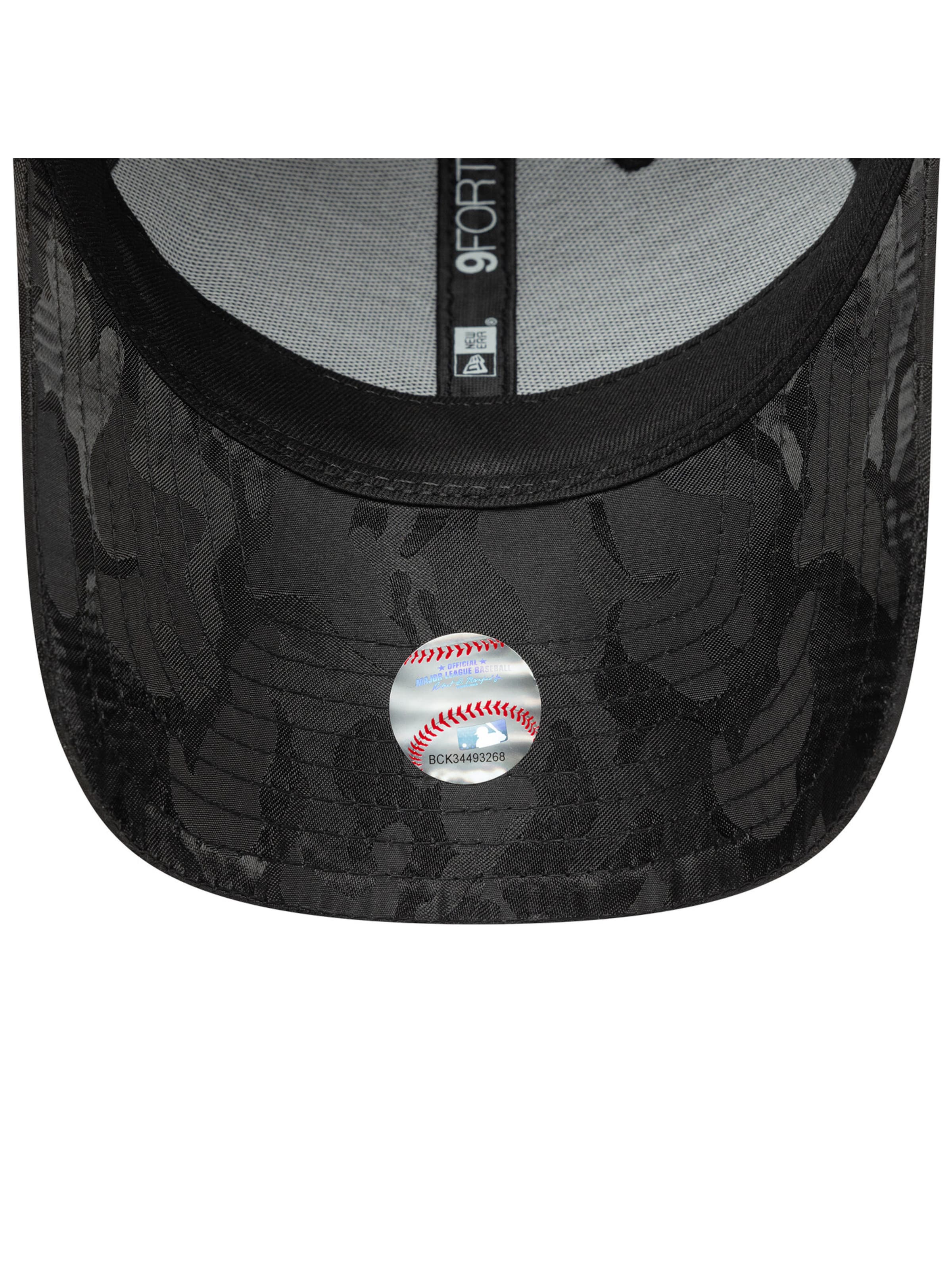 NEW ERA Sportcap '9FORTY New York Yankees MLB Camo Flawless Pin'‌ in Schwarz