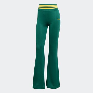 ADIDAS ORIGINALS Flared Pants in Green: front