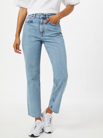 WEEKDAY Regular Jeans 'Voyage High Straight' in Blue: front