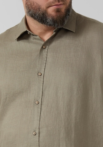 s.Oliver Regular fit Button Up Shirt in Green