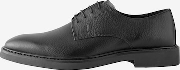 Next Nauhakengät värissä musta: etupuoli