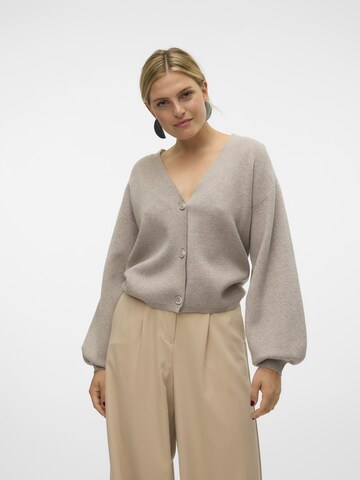 VERO MODA Cardigan 'VMGold' i grå: forside
