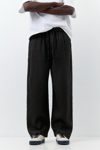 Pull&Bear Baggy Nadrág - fekete: elől