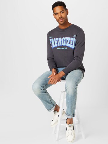 JACK & JONES Sweatshirt 'OPTIMIST' i grå