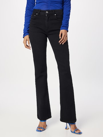 Gina Tricot Flared Jeans in Black: front