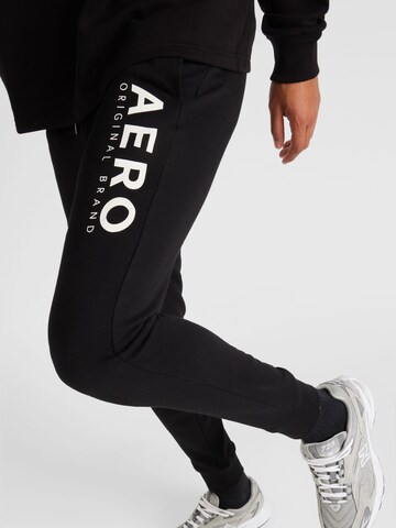 Effilé Pantalon de sport AÉROPOSTALE en noir