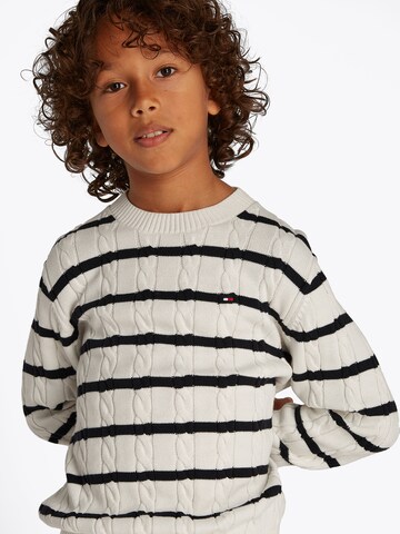 TOMMY HILFIGER Pullover in Weiß