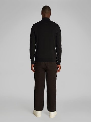 Calvin Klein Sweater in Black