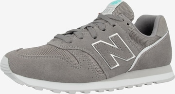 Sneaker low de la new balance pe gri: față