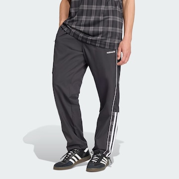 Loosefit Pantalon 'Tartan' ADIDAS ORIGINALS en noir : devant