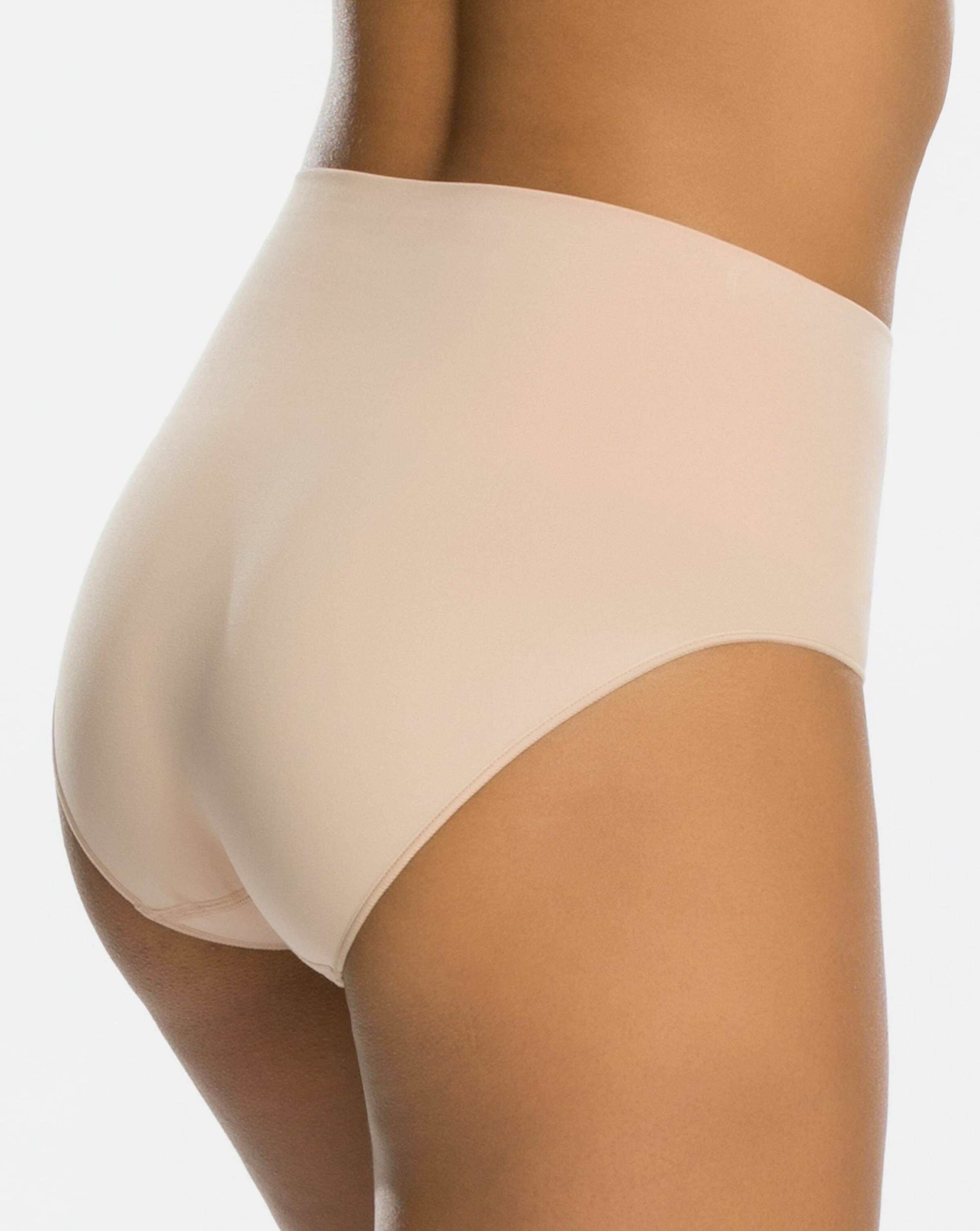 Occasions spéciales Slip scultant Everyday SPANX en Nude 