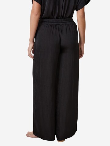 Pantaloncini da pigiama di ETAM in nero