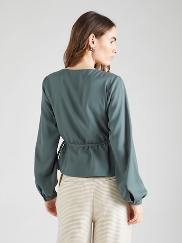 Camicia da donna 'Paola' di ABOUT YOU in verde