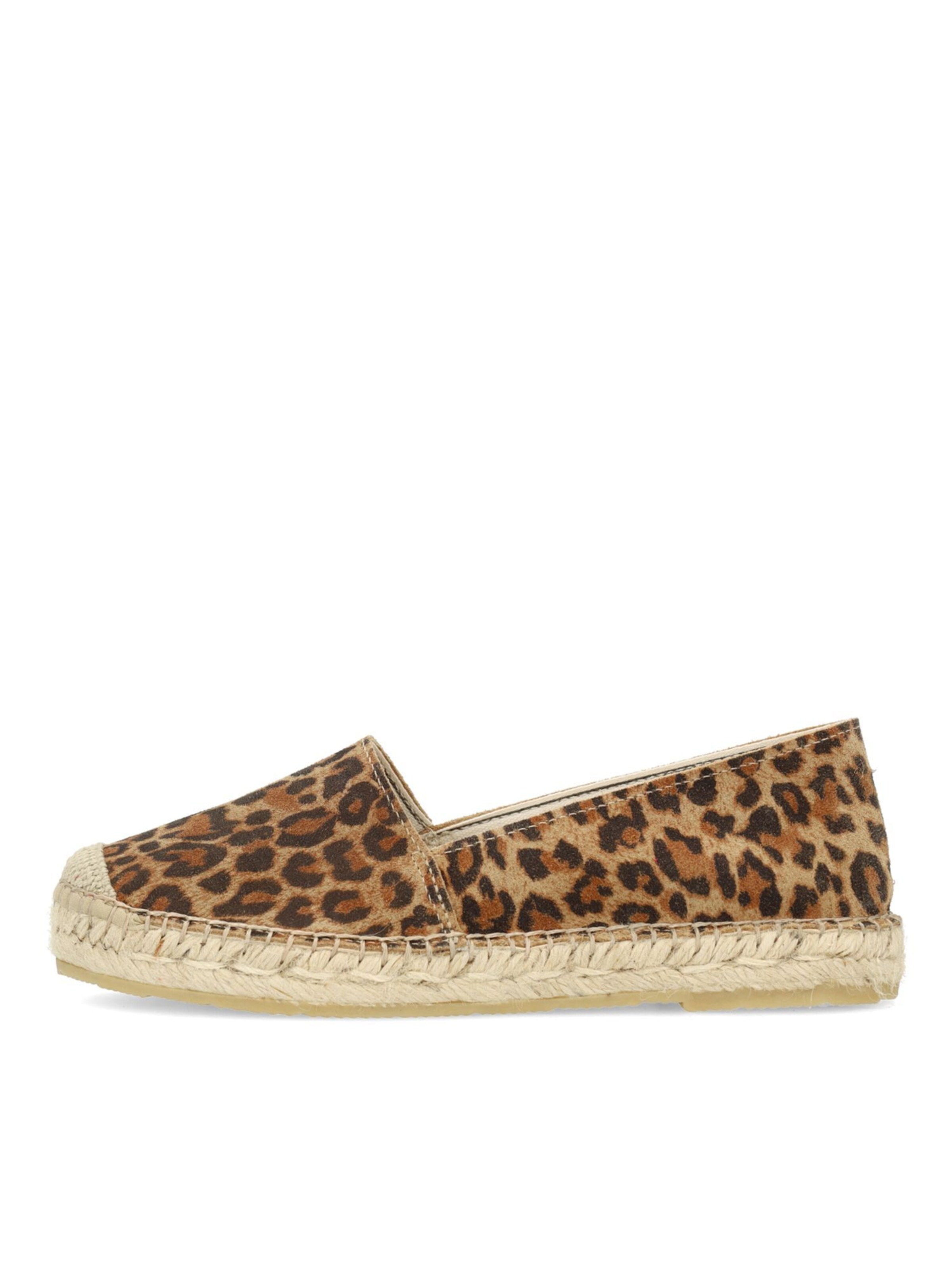 MANFIELD Espadrilles in Beige