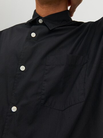 JACK & JONES - Comfort Fit Camisa 'Bill' em preto