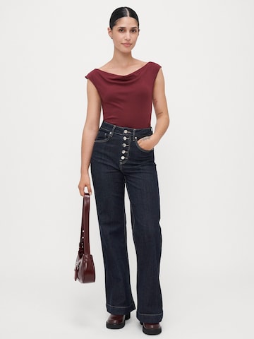 Vero Moda Petite - Camiseta en rojo