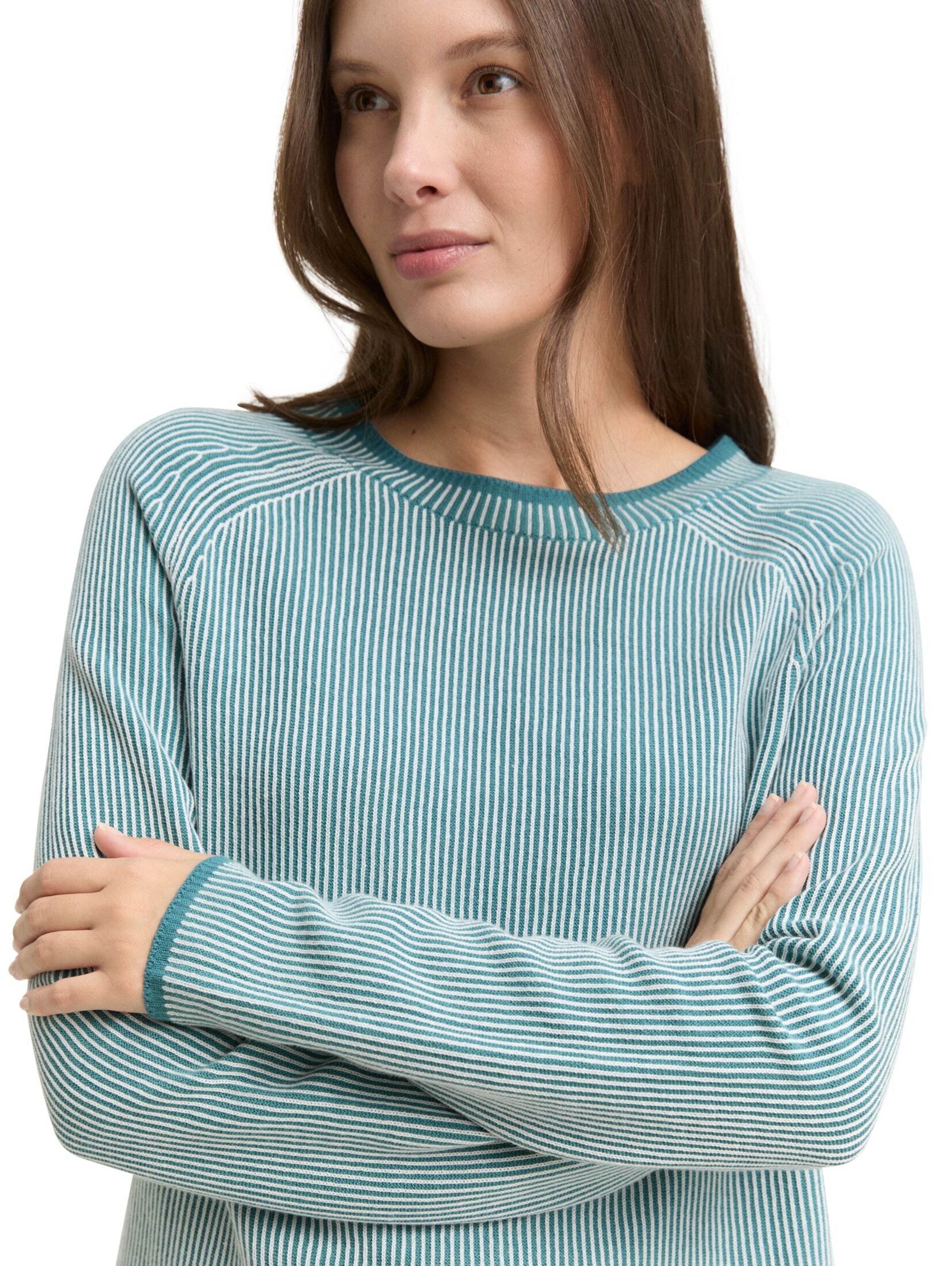 TOM TAILOR Sweater in Green