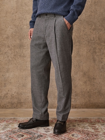 Next Tapered Hose in Grau: Vorderseite