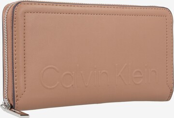 Calvin Klein Peňaženka - Béžová