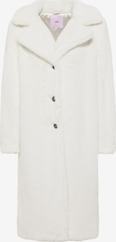 MYMO Between-Seasons Coat in White: front