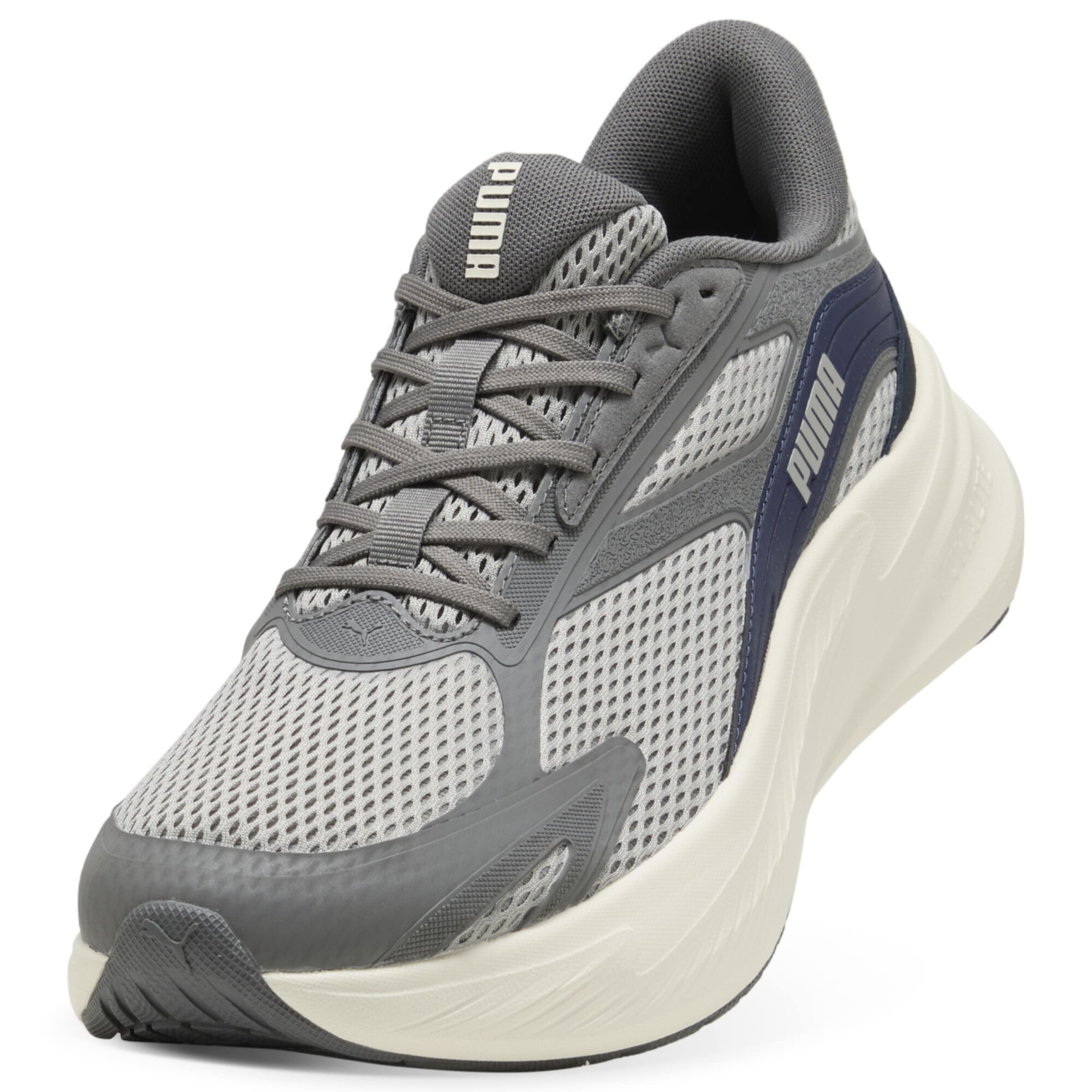 PUMA Sneaker 'MaxStrid' in Grau: Vorderseite