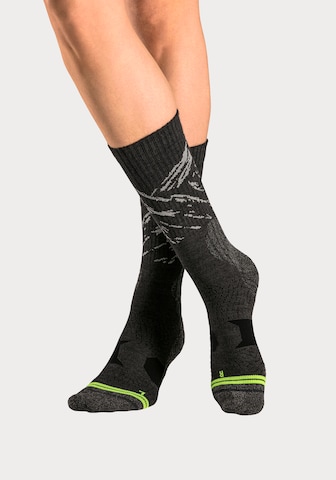 CHIEMSEE Athletic Socks in Black