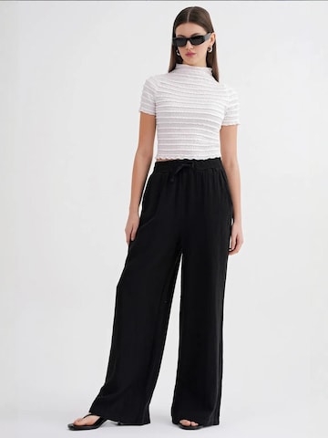 MixRay Regular Hose in Schwarz: Vorderseite