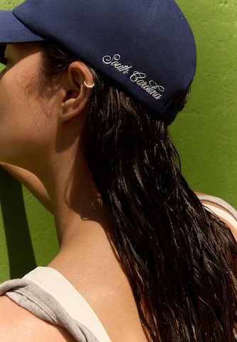 Bershka Cap in Blau
