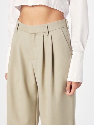Won Hundred Wide leg Pleat-front trousers 'Camille' in Grey