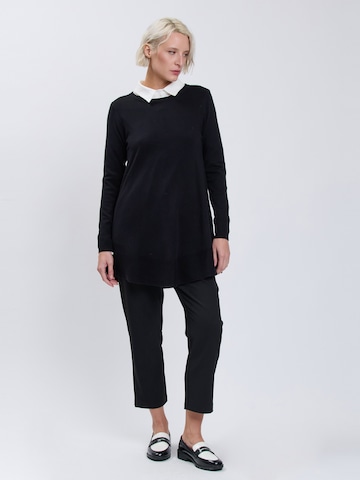 Influencer Pullover in Schwarz