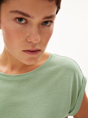 T-shirt ARMEDANGELS en vert