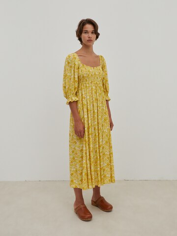 EDITED Dress 'Maleah' in Yellow