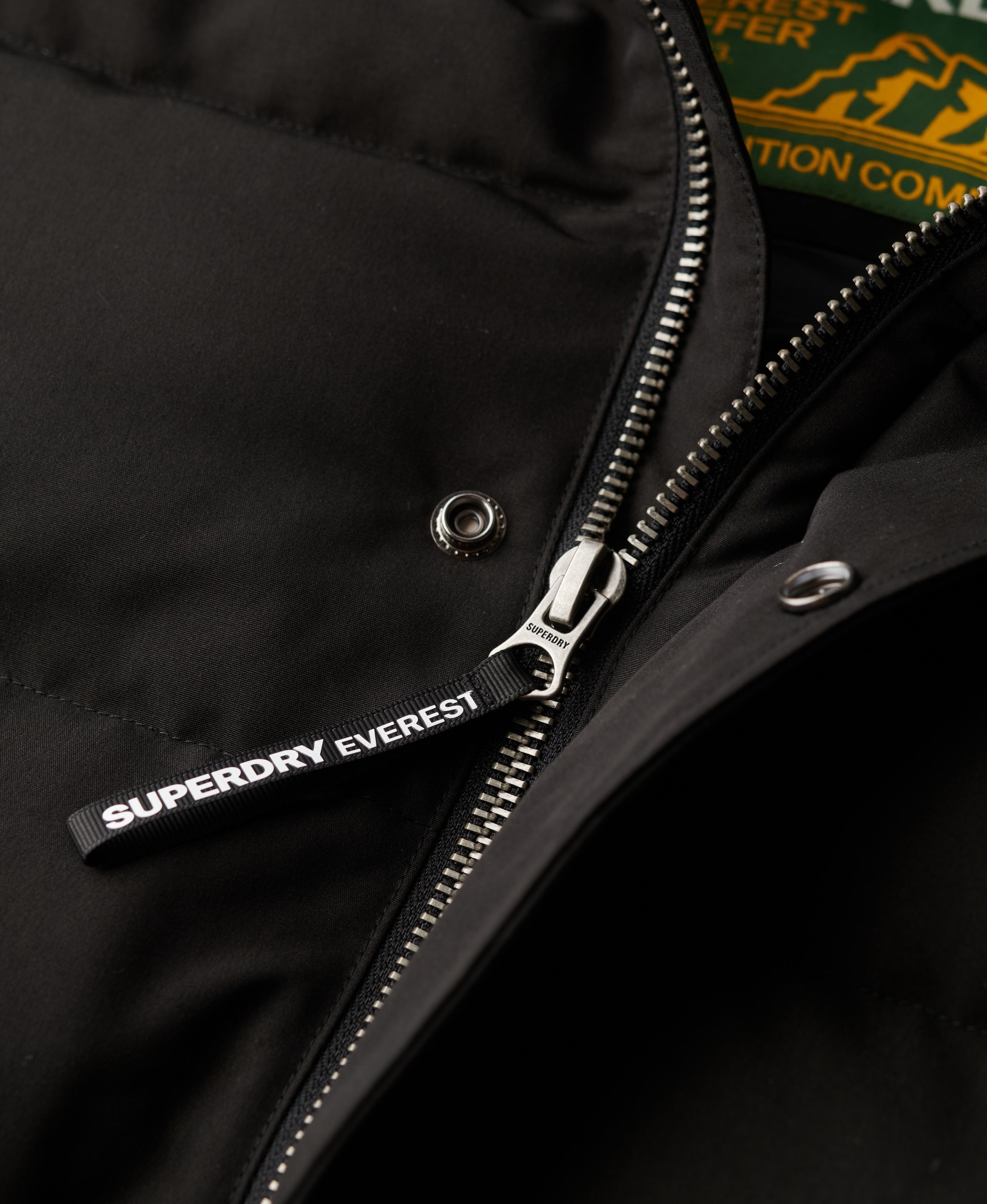 Superdry & Co Zimska jakna 'Everest' | črna barva