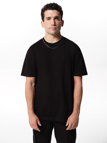 Tricou 'Danilo' de la ABOUT YOU x Jaime Lorente pe negru: față