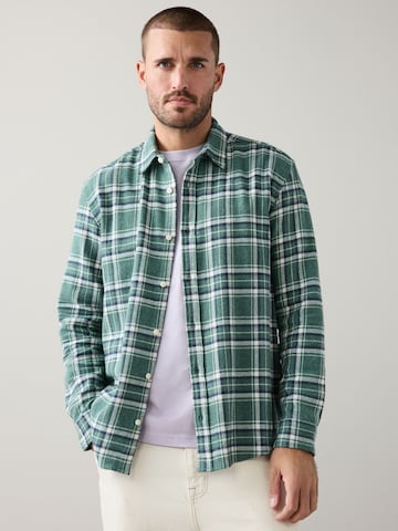 Next Средняя посадка Рубашка 'Signature' в Зеленый